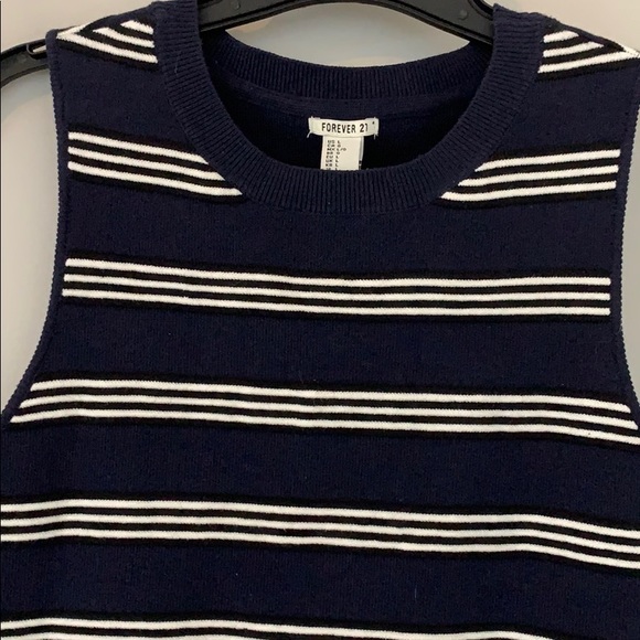 Forever 21 Tops - NAVY STRIPED KNIT CROP TOP